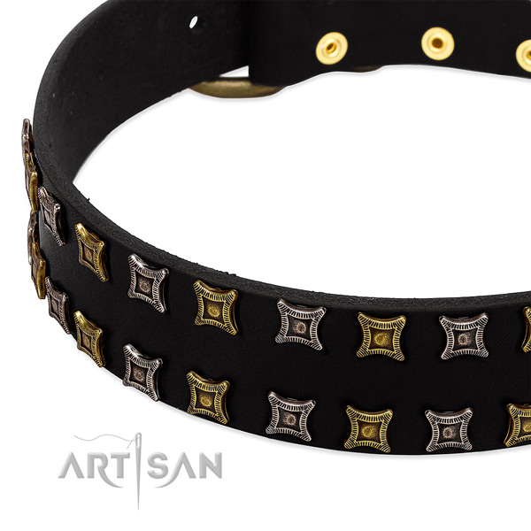 Top rate natural leather dog collar for your stylish dog